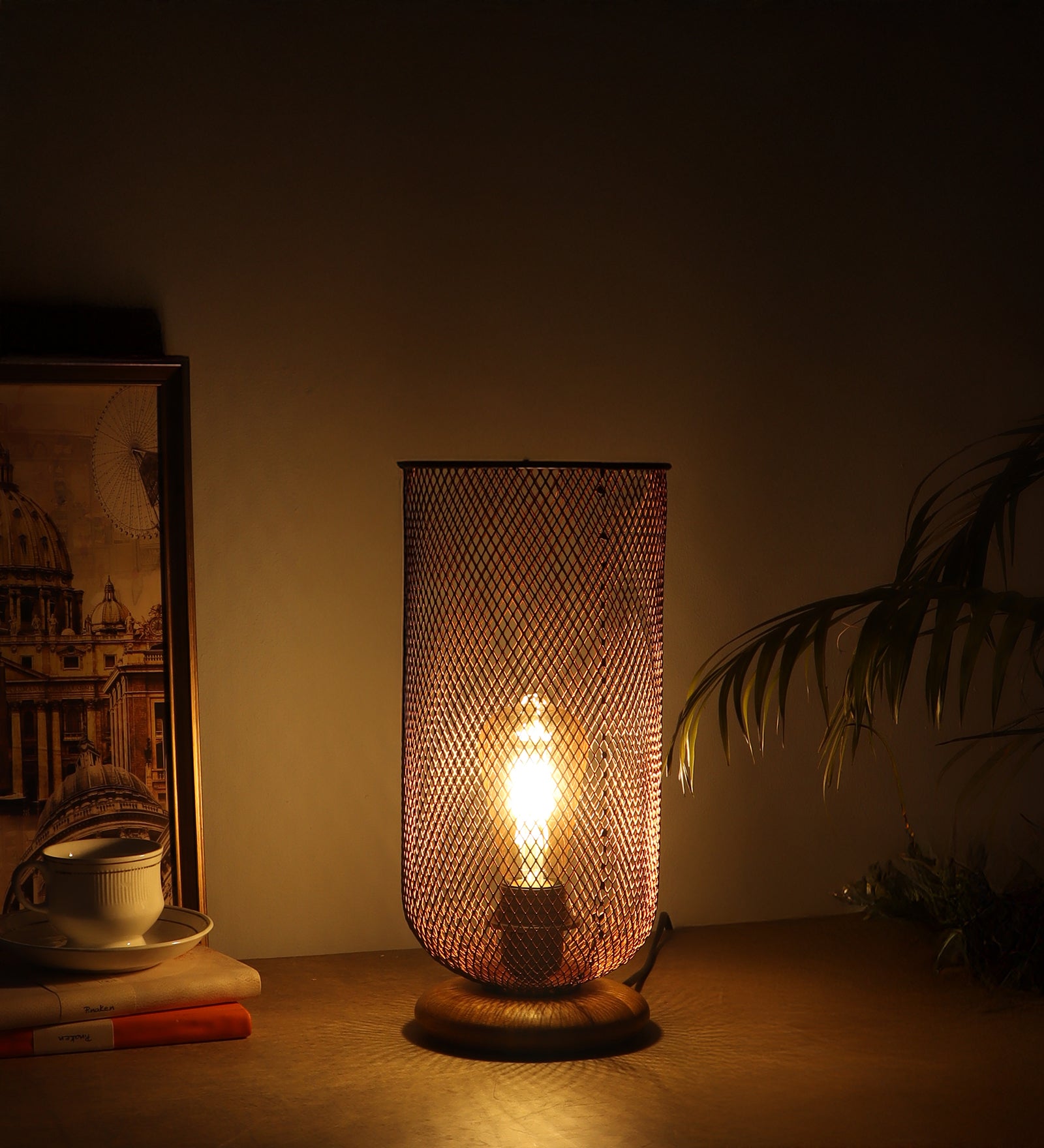 Golden Mesh Pattern Design Metal Table Lamp with Wooden Base, Lamps for Home & Office (Without Bulb)