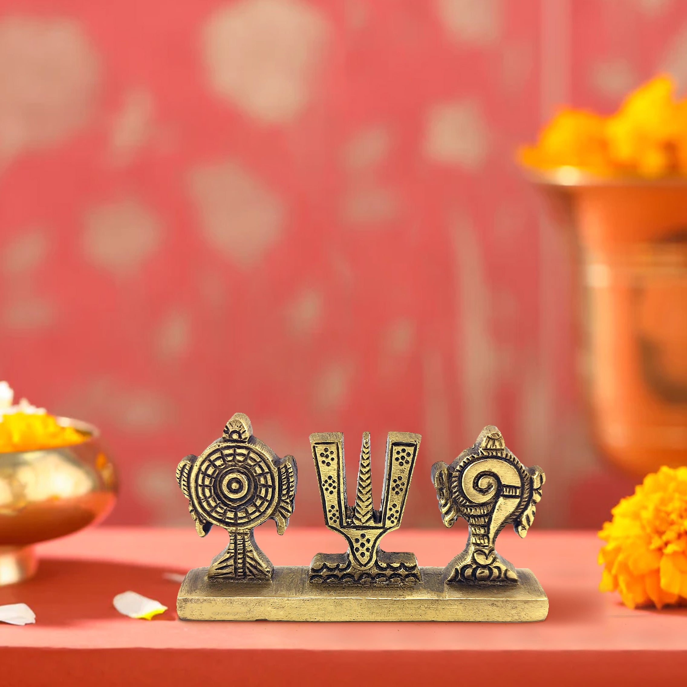 Brass Shankh Chakra Namah 4 Inches Statue, Padmanabha Swami Vishnu Home Decor