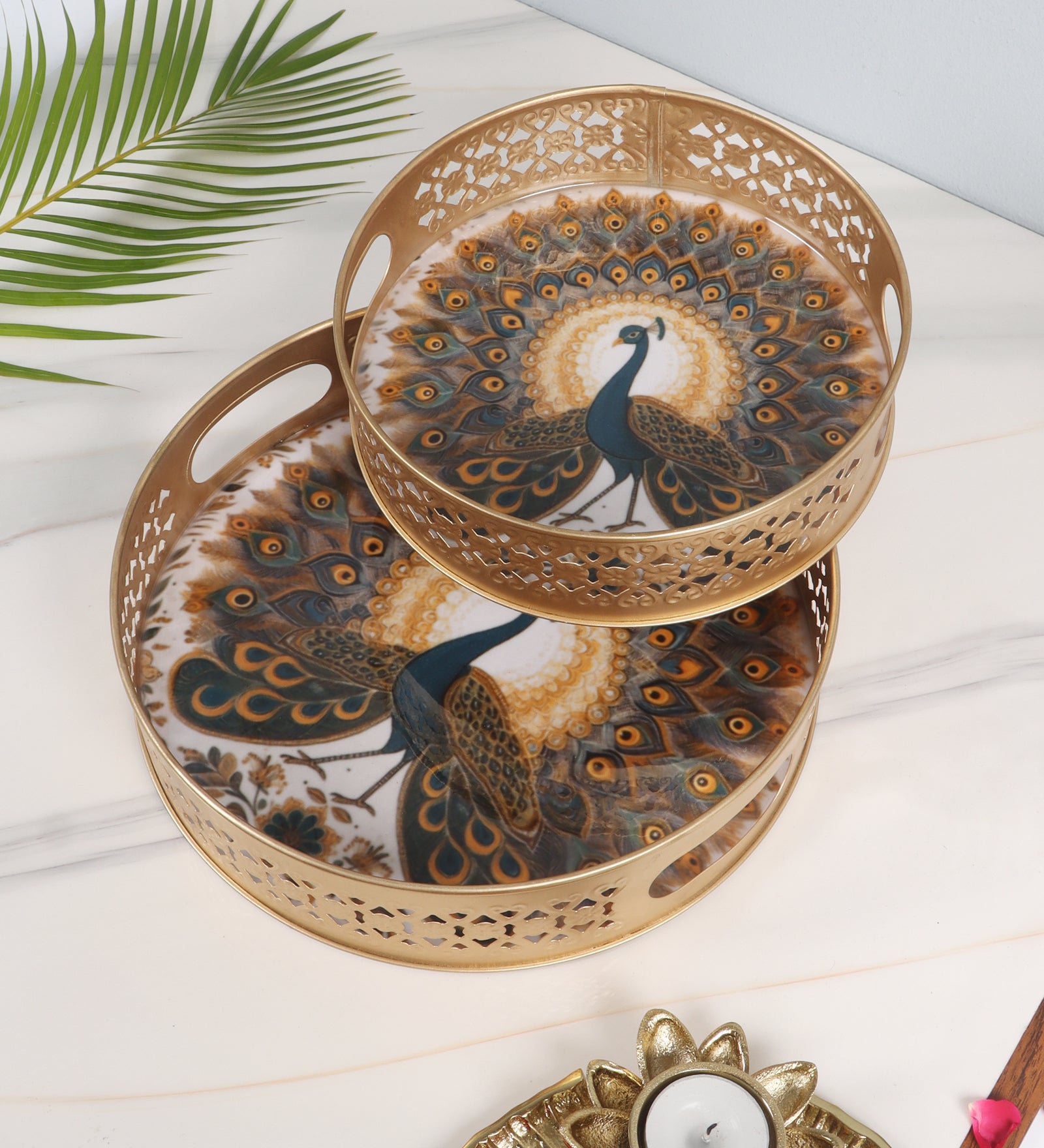 Dancing Peacock Design Serving Trays Set (8 Inches & 10 Inches), Serving Plates for Home, Platters for Tea/Coffee/Snacks, Decorative Pichwai Tray