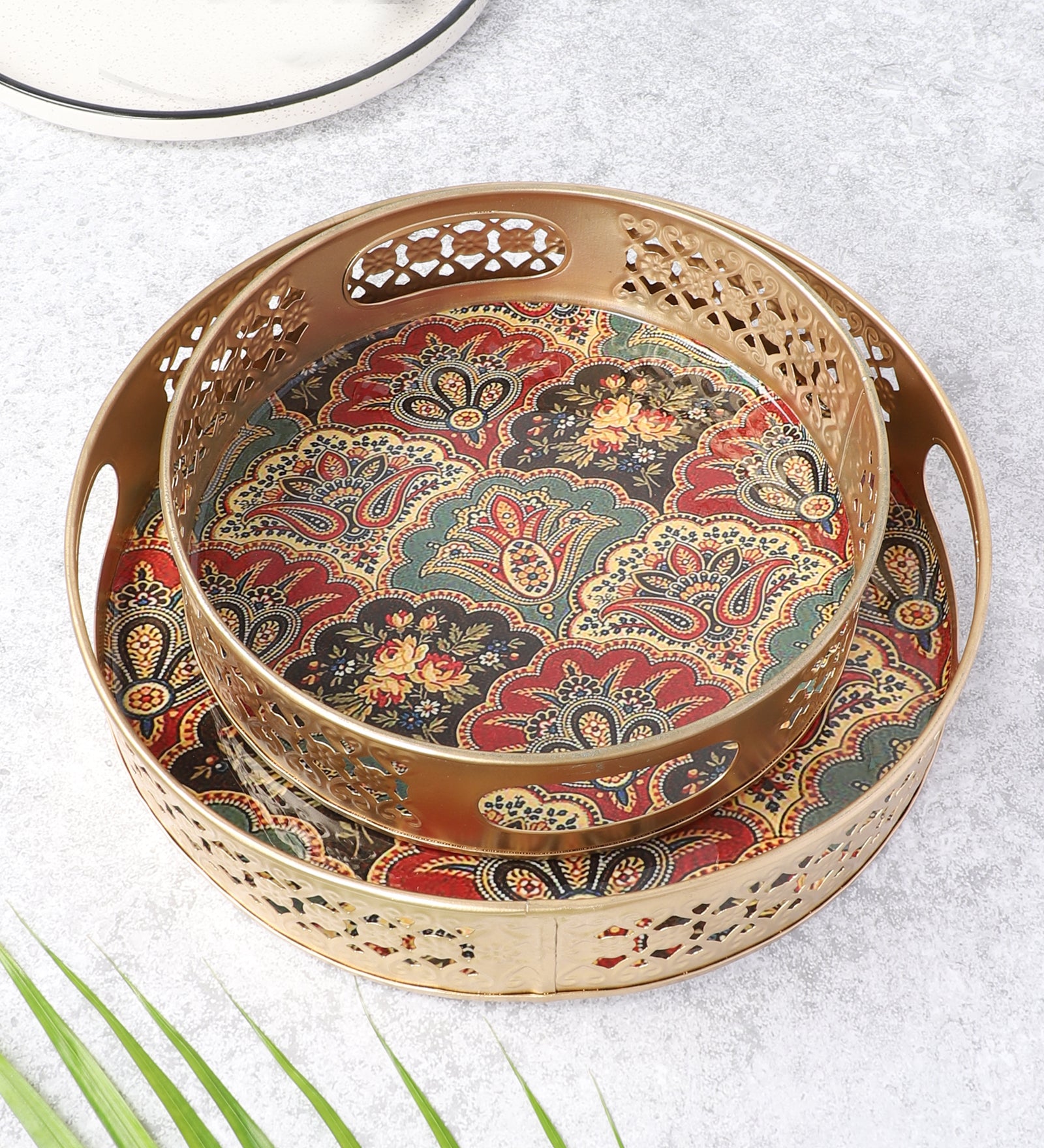 Traditional Design Serving Trays Set (8 Inches & 10 Inches), Serving Plates for Home