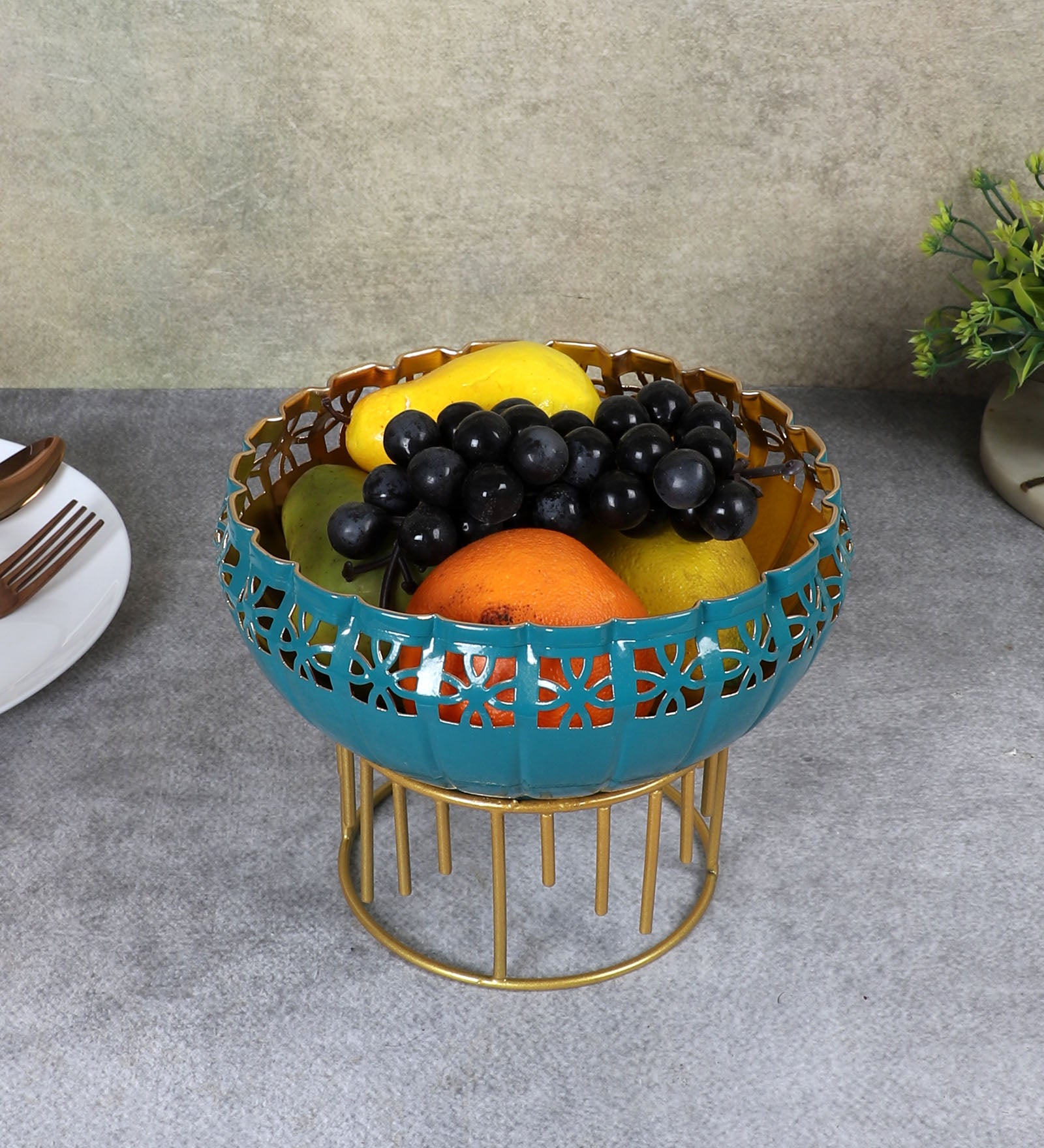Metal 8 Inches Decorative Urli with Stand, Urli Bowl for Home Decor, Flowers Decoration Bowl, Urli Bowl for Floating Flowers