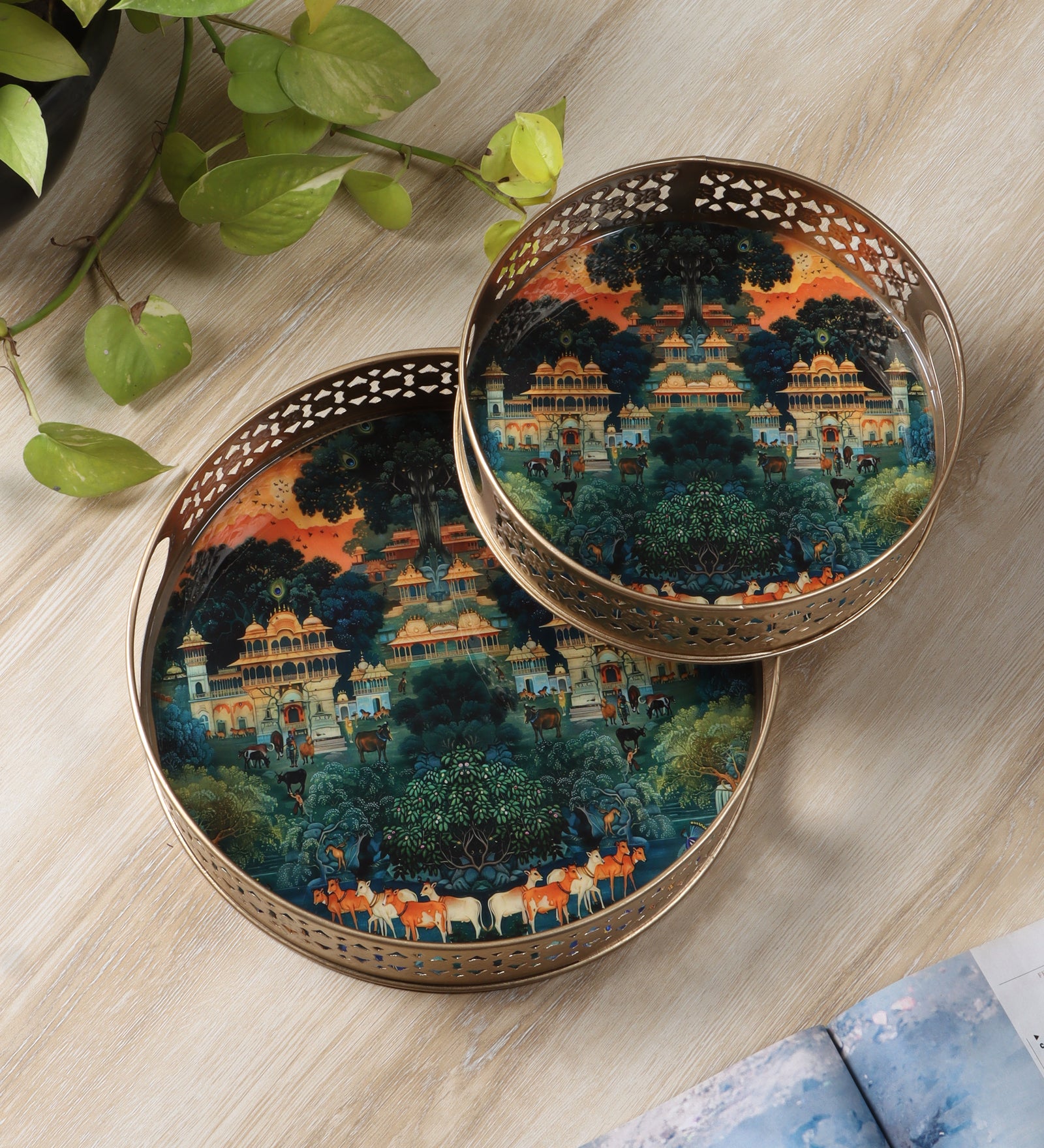 Rajmahal Design Serving Trays Set (8 Inches & 10 Inches), Serving Plates for Home