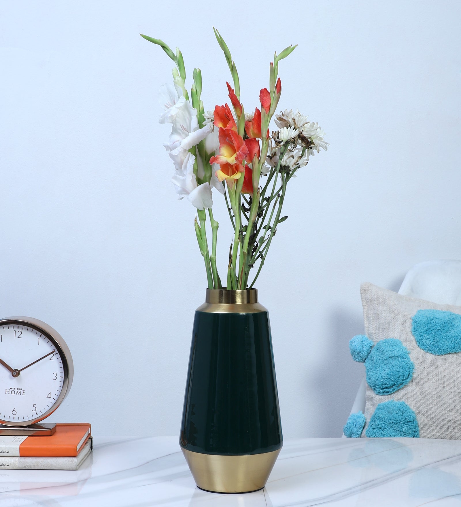 Metal 10 Inches Glosssy Finish Flowers Vase, Flowers Vase for Home Decor, Flowers Pot for Home & Office