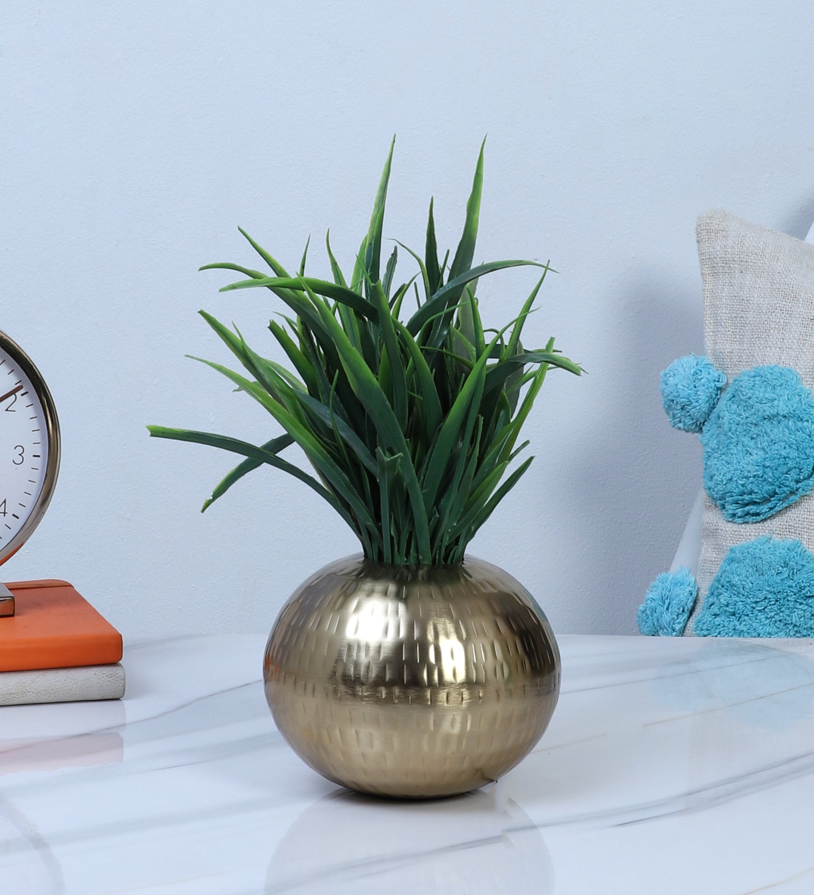 Metal 5 Inches Decorative Flowers Vase, Flowers Vase for Home Decor, Flowers Pot for Home & Office