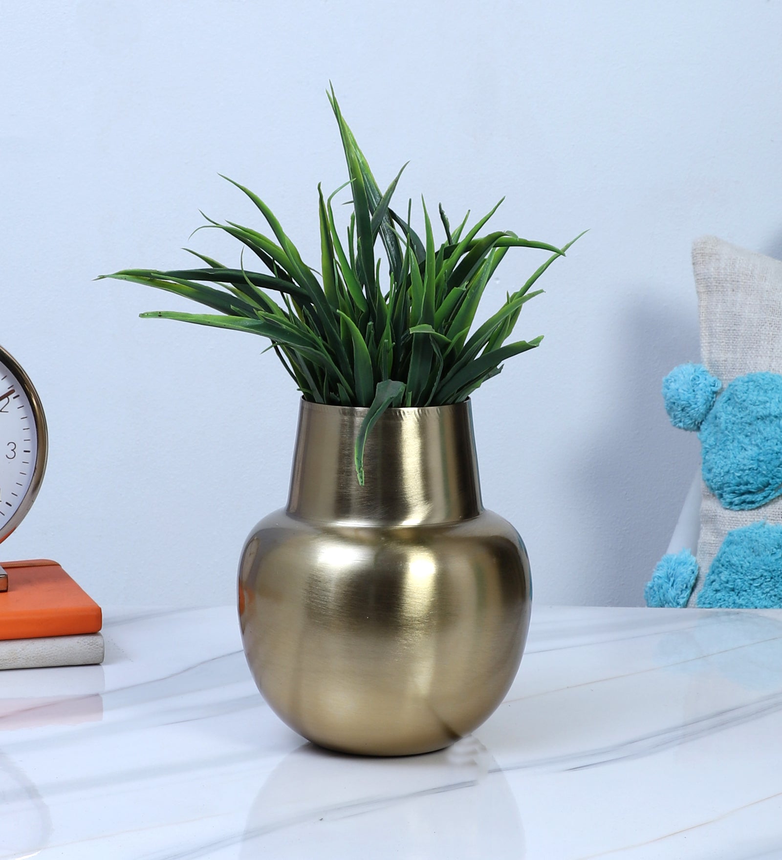 Metal 7.5 Inches Gold Finish Flowers Vase, Flowers Vase for Home Decor, Flowers Pot for Home & Office