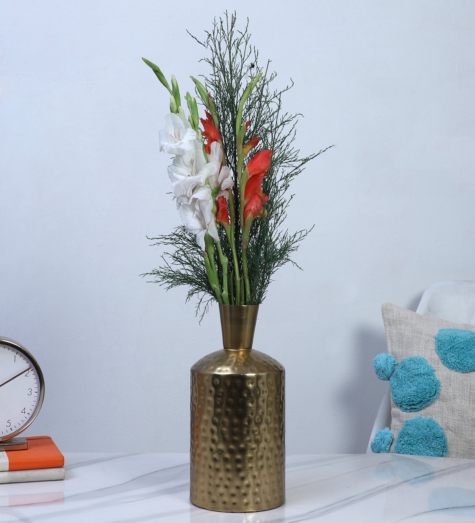 Metal Hammered Golden Finish Flowers Vase, Flowers Vase for Home Decor, Flowers Pot for Home & Office