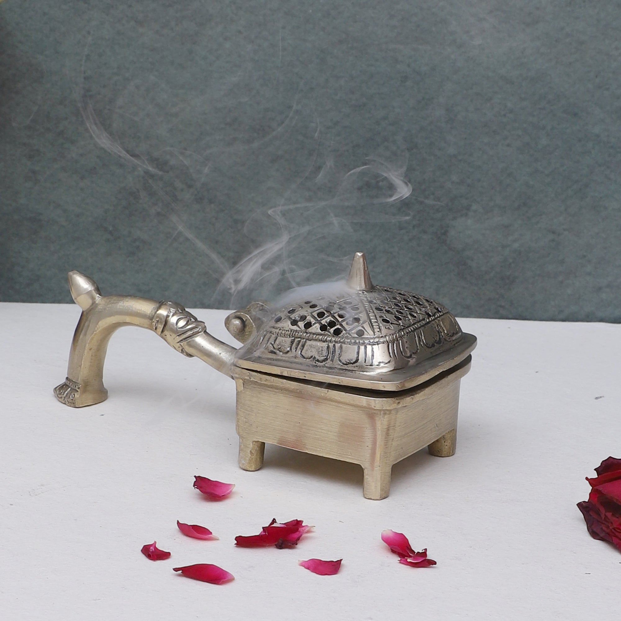 Brass 5.5 Inches Incense Burner with Handle, Burner for Dhoop, Brass Dhoop Stand