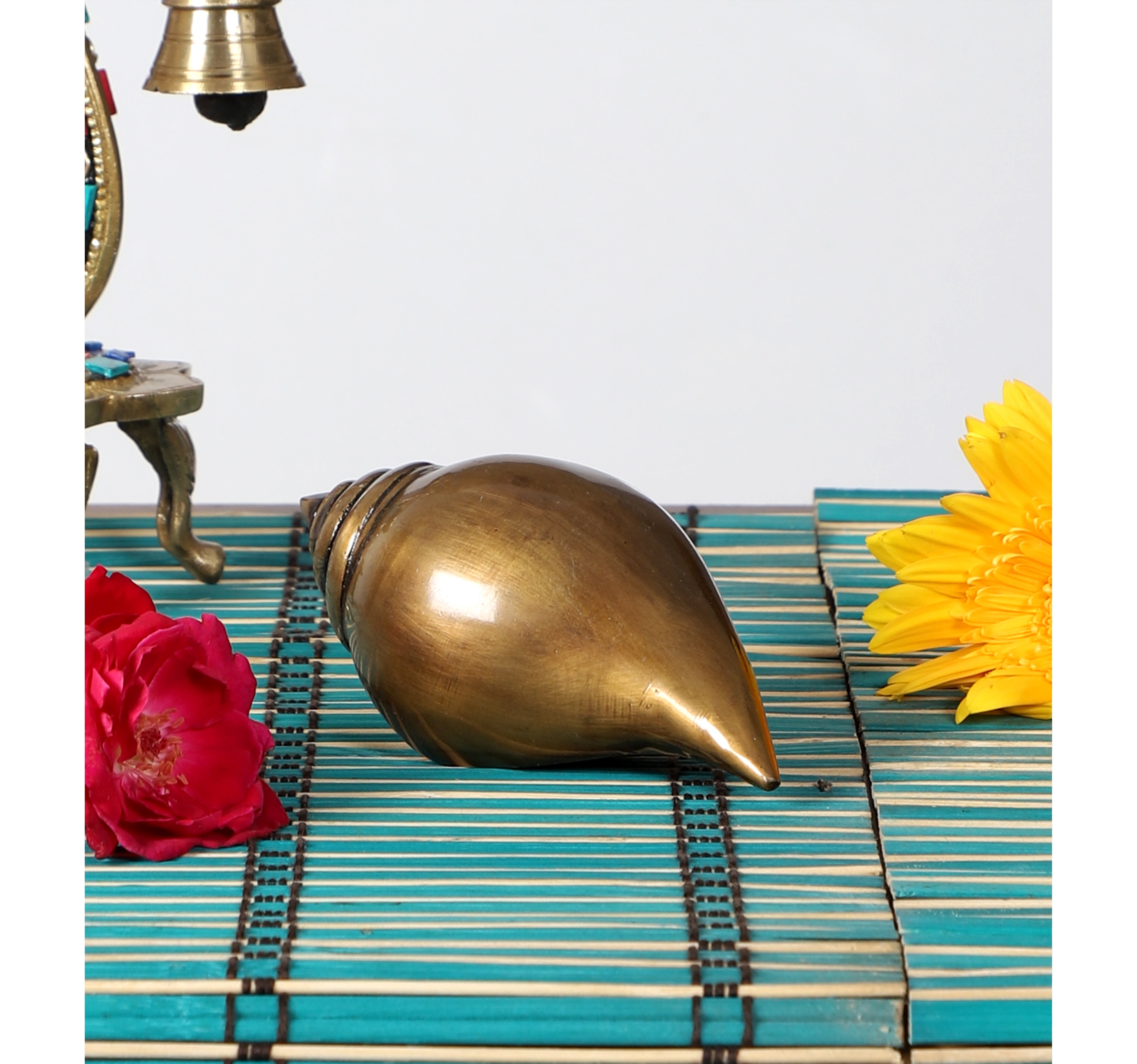 Brass Decorative Shankh Showpiece, Brass Conch Showpiece